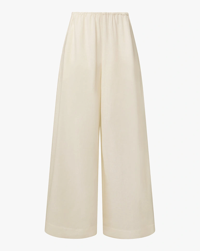 Effortless Wide Leg Trousers: Chic Comfort for Every Occasion, Your Everyday Essential, Simply Stylish.